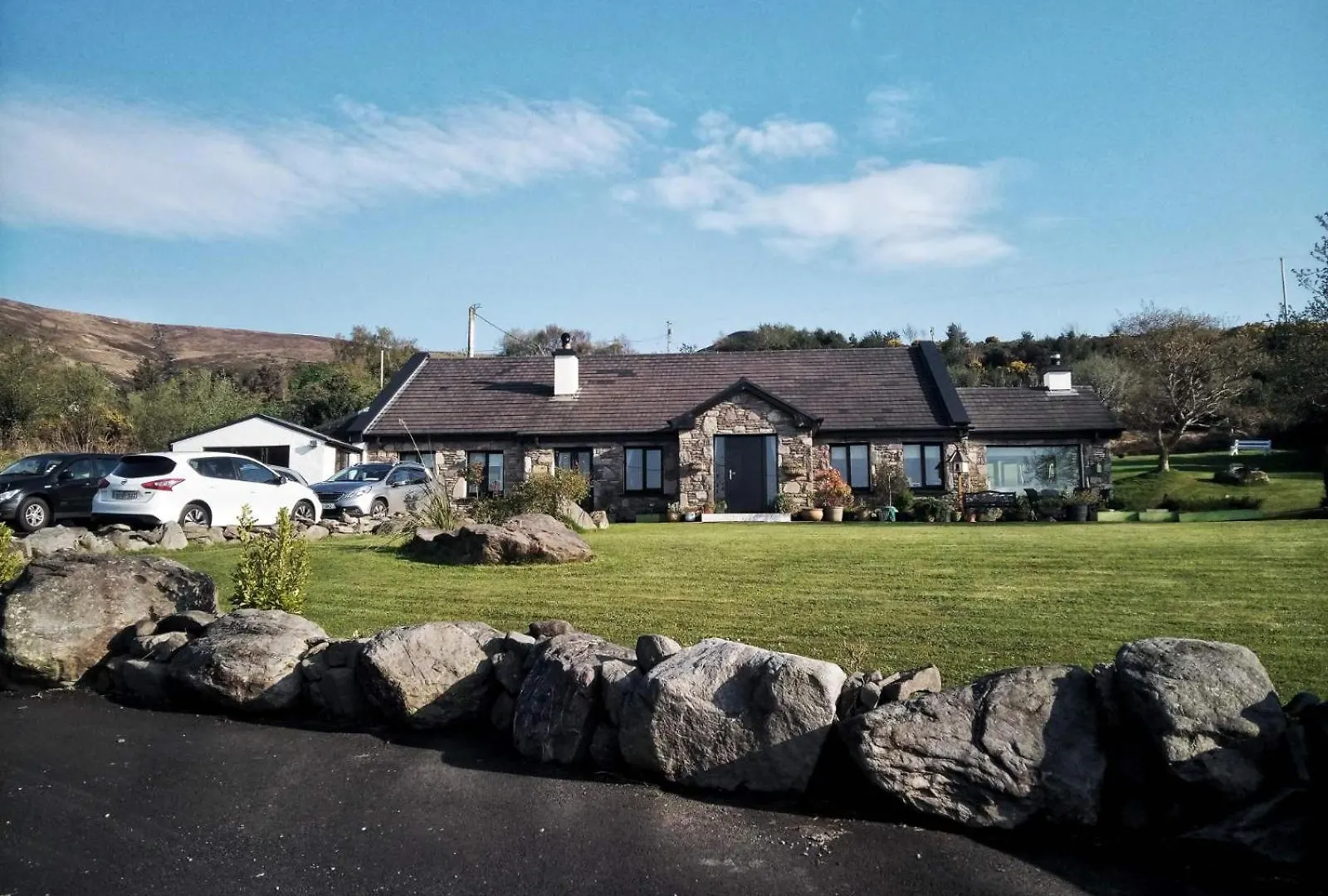 Great Lawn B&B -16Km From Town Centre Laune Bridge